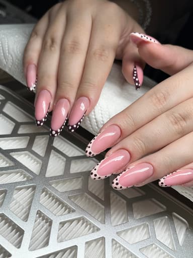 Aleksina Nails, Sremska Mitrovica