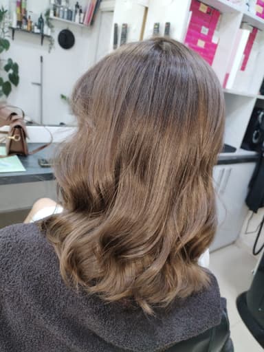 S2 frizerski salon vracar, Vračar