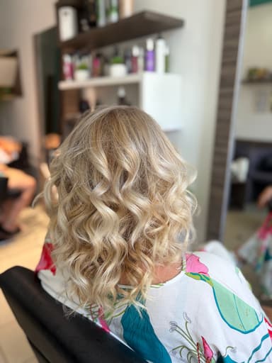 Čuperak frizerski salon, Zrenjanin